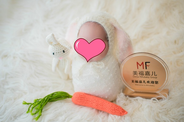 美福嘉兒美寶滿月照