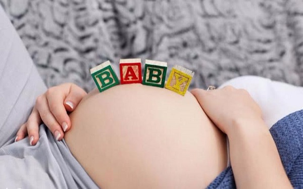 去美國生孩子請假被辭退
