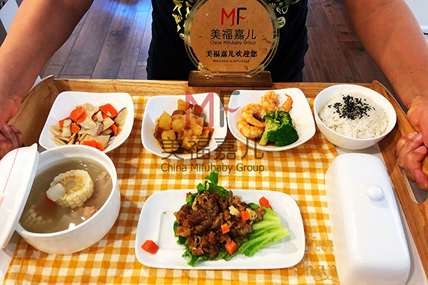 在國(guó)外生小孩